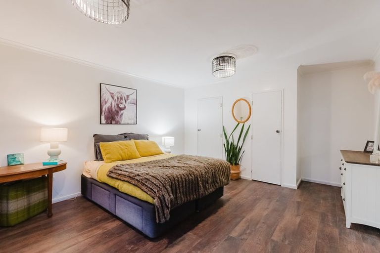 Photo of property in 7 Livet Place, Papakowhai, Porirua, 5024