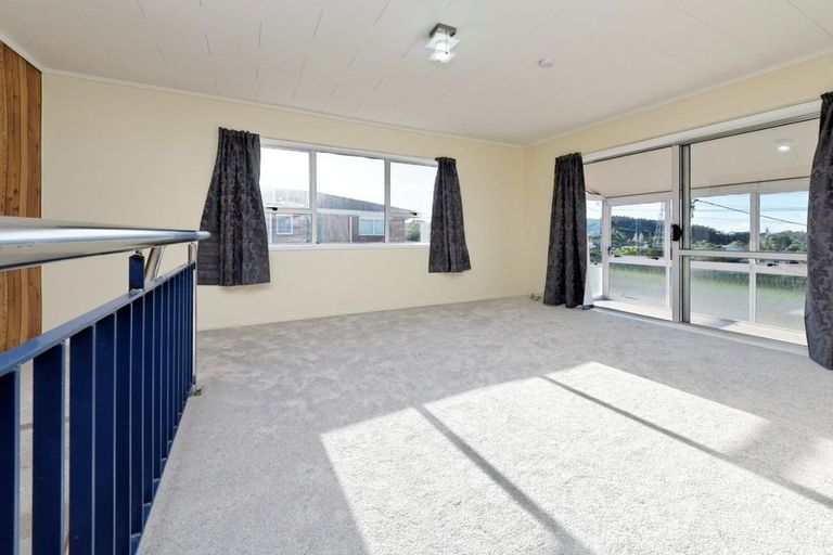 Photo of property in 307 Triangle Road, Massey, Auckland, 0614