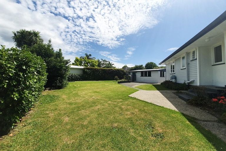 Photo of property in 23 Melba Street, Beach Haven, Auckland, 0626