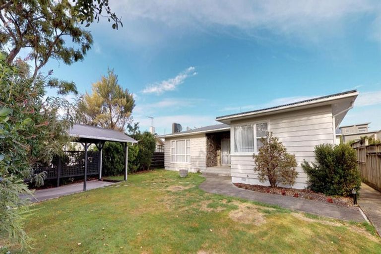 Photo of property in 7 Chilton Grove, Hokowhitu, Palmerston North, 4410