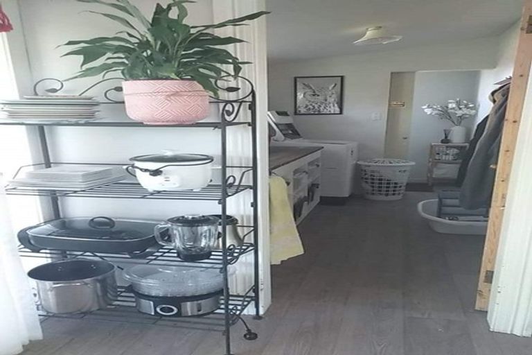 Photo of property in 4 Chaucer Street, Milton, 9220