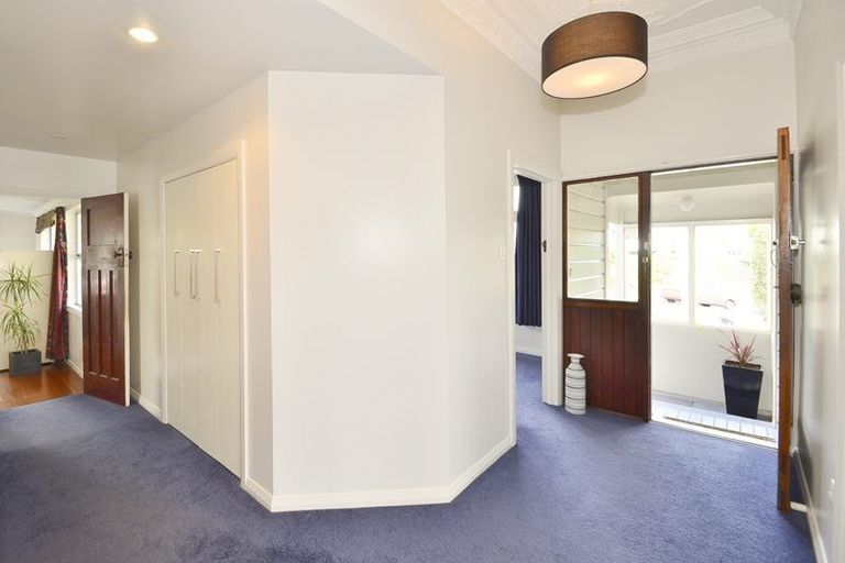 Photo of property in 2 Barr Street, Kenmure, Dunedin, 9011
