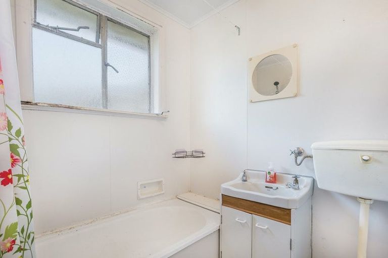 Photo of property in 24 Martin Street, Ranui, Porirua, 5024