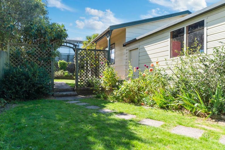 Photo of property in 2/24 Kiddle Drive, Hilltop, Taupo, 3330