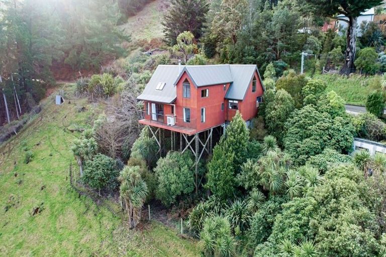 Photo of property in 7 Harmans Road, Lyttelton, 8082