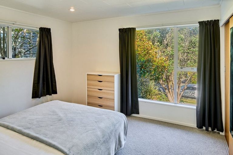 Photo of property in 3 Ayton Drive, Whitby, Porirua, 5024