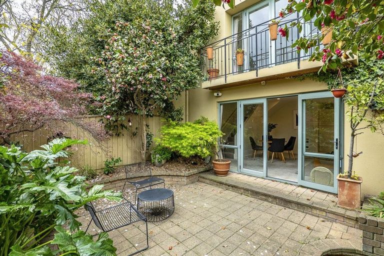 Photo of property in 2/28 Derby Street, St Albans, Christchurch, 8014