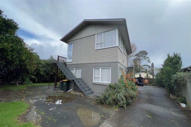 Photo of property in 52 Cramond Drive, Mangere East, Auckland, 2024