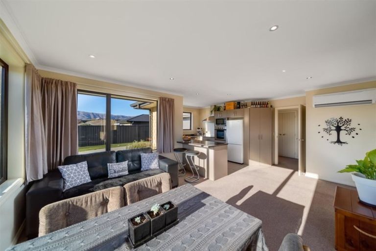 Photo of property in 33 Alice Burn Drive, Luggate, Cromwell, 9383