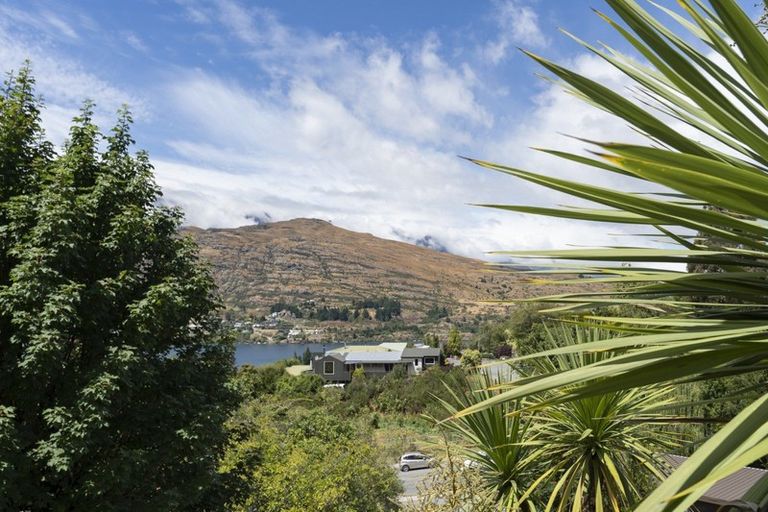 Photo of property in 7 Woodbury Rise, Queenstown, 9300