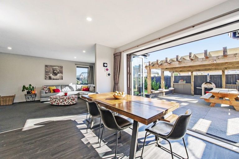 Photo of property in 15 Cameron Crescent, Rolleston, 7614