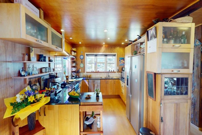 Photo of property in 115 Rua Avenue, Waitarere Beach, Levin, 5510