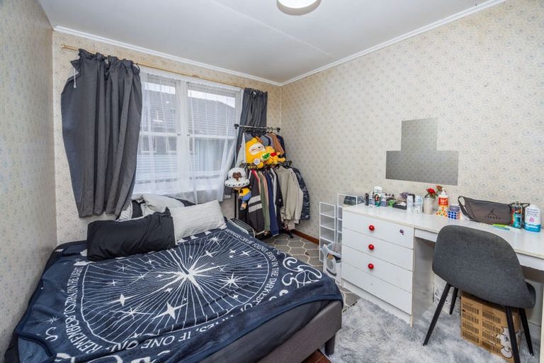 Photo of property in 44 Ross Crescent, Fairfield, Hamilton, 3214