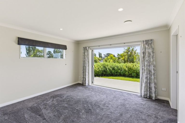 Photo of property in 1 Te Naihi Place, Paraparaumu, 5032