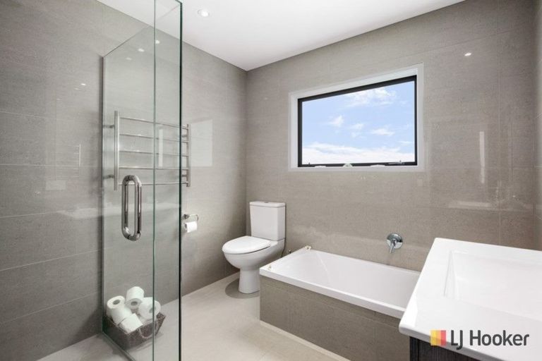 Photo of property in 19 Reel Road, Athenree, Waihi Beach, 3611