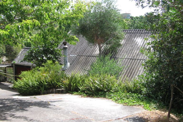 Photo of property in 110 Braemar Road, Castor Bay, Auckland, 0620