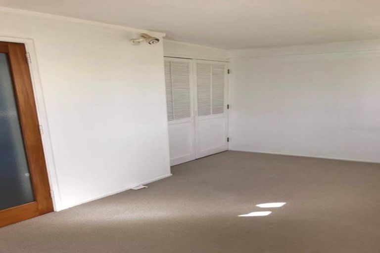 Photo of property in 10 Delshaw Avenue, Stanmore Bay, Whangaparaoa, 0932