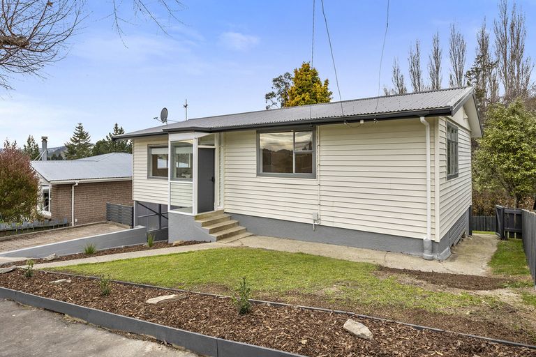 Photo of property in 80 Koremata Street, Green Island, Dunedin, 9018