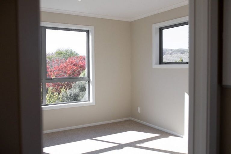 Photo of property in 4/10 Marion Street, Silverstream, Upper Hutt, 5019