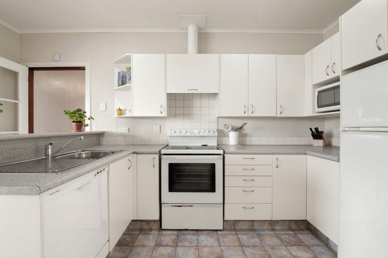 Photo of property in 6 Huia Street, Saint Leonards, Dunedin, 9022