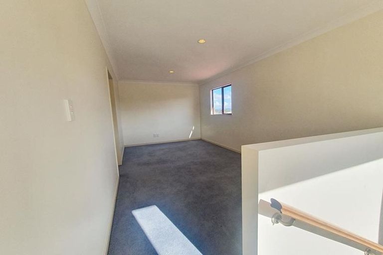 Photo of property in 93 Glendhu Road, Bayview, Auckland, 0629