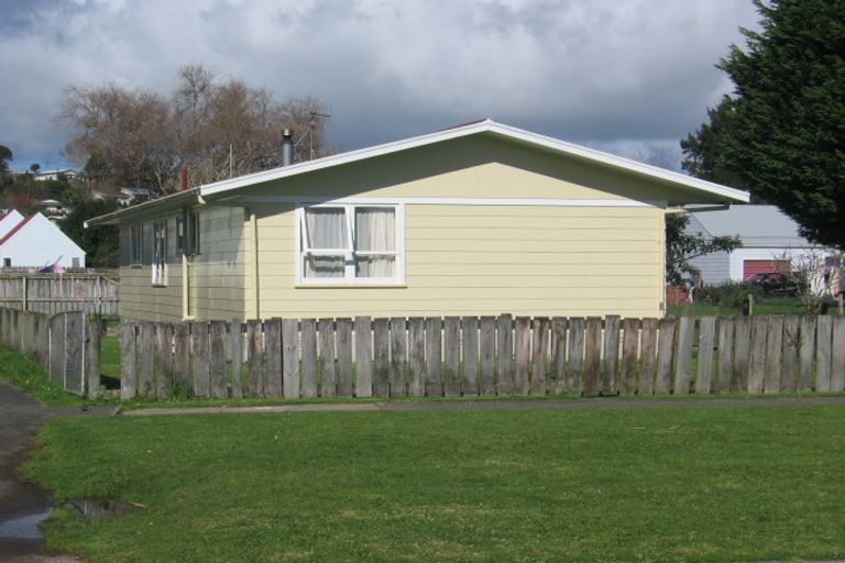 Photo of property in 11 Ngaio Street, Onerahi, Whangarei, 0110