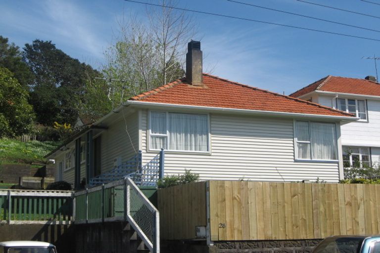 Photo of property in 28 Glenpark Avenue, Frankleigh Park, New Plymouth, 4310