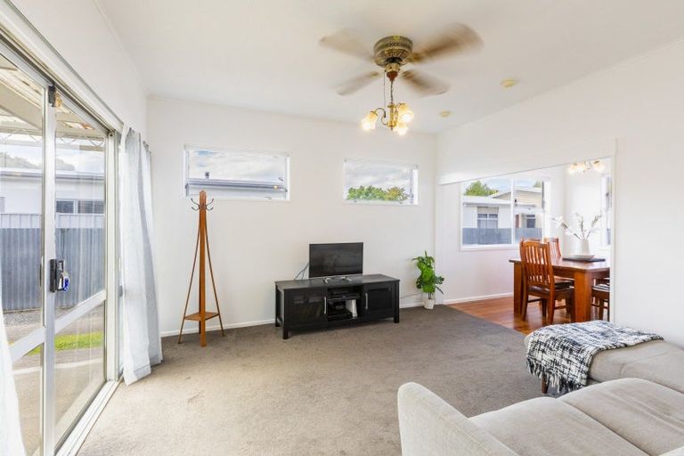 Photo of property in 28 Higgins Street, Marewa, Napier, 4110