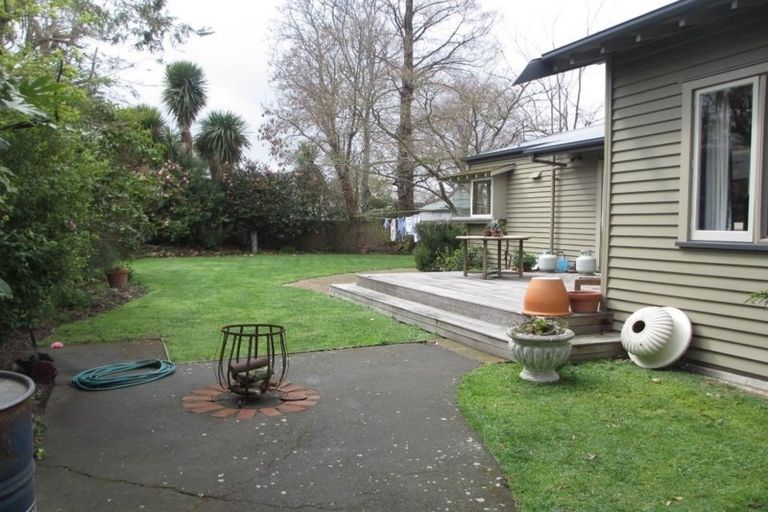 Photo of property in 14 Claremont Avenue, Papanui, Christchurch, 8053