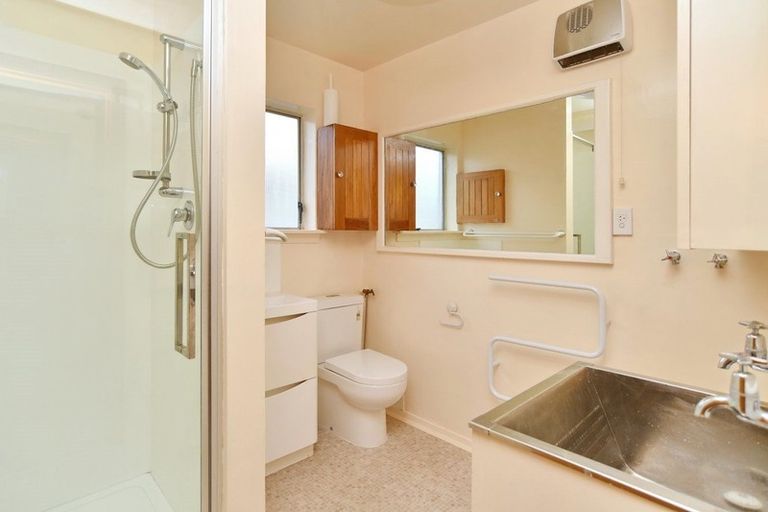 Photo of property in 12/93 Racecourse Road, Sockburn, Christchurch, 8042