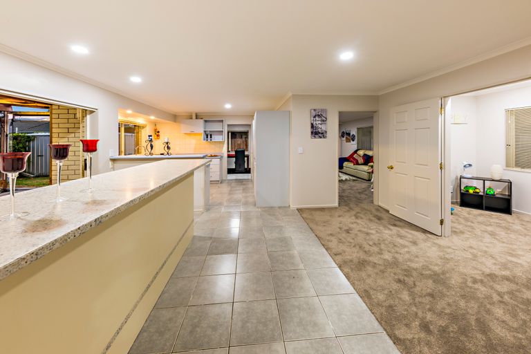 Photo of property in 31 Muirfield Street, Wattle Downs, Auckland, 2103