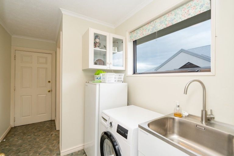 Photo of property in 28 Craig Street, Waikiwi, Invercargill, 9810