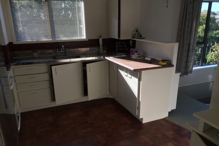 Photo of property in 1/49a Hebron Road, Waiake, Auckland, 0630