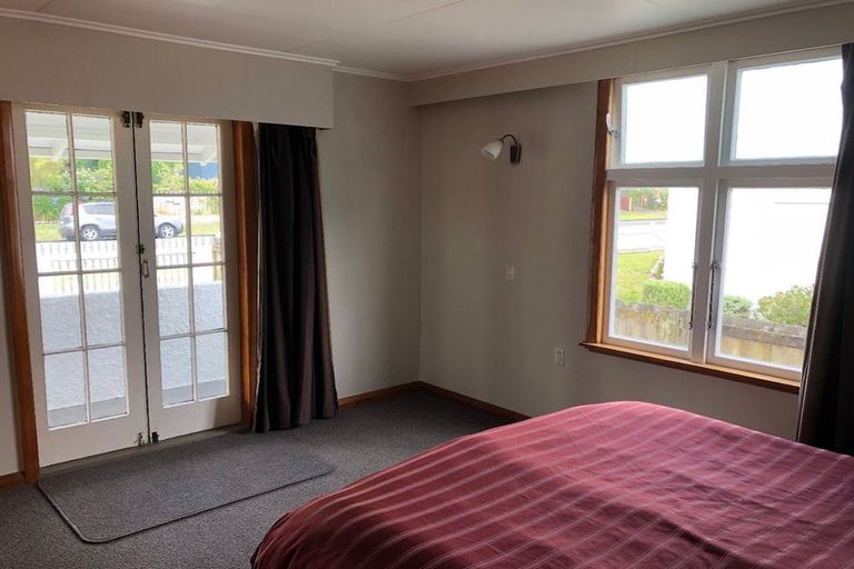 Photo of property in 6 Kawatiri Avenue, Gonville, Whanganui, 4501