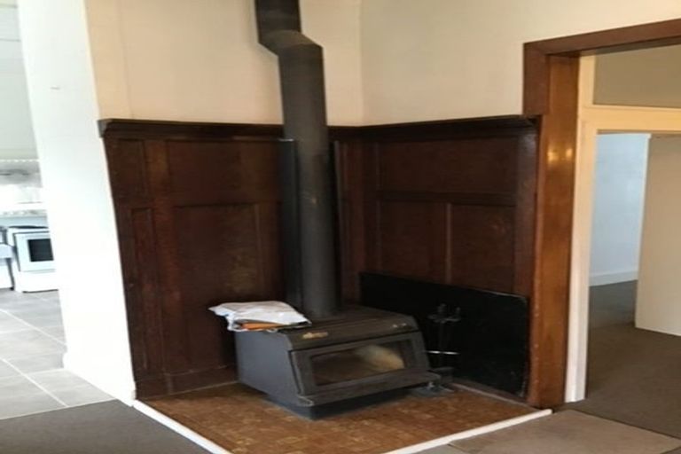 Photo of property in 17 Queen Street, Cambridge, 3434