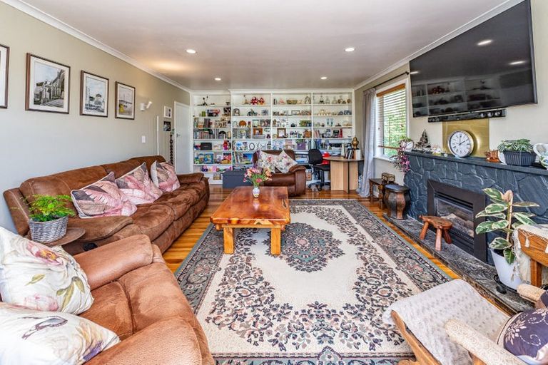 Photo of property in 7 East Way, Durie Hill, Whanganui, 4500