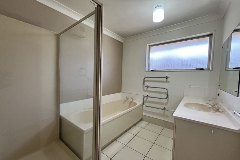 Photo of property in 15 Arbor-lea Avenue, Richmond, 7020
