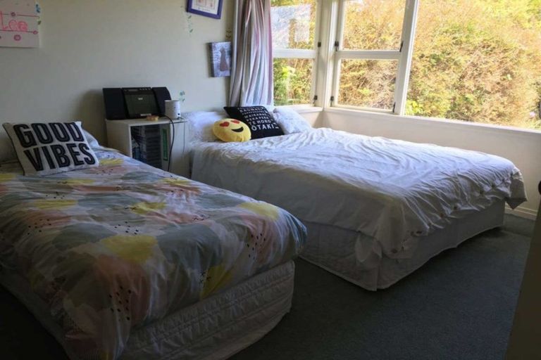 Photo of property in 11 Huia Street, Waikanae, 5036