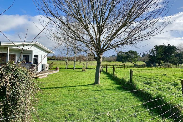 Photo of property in 28 Leeton Drive, Waipukurau, 4200