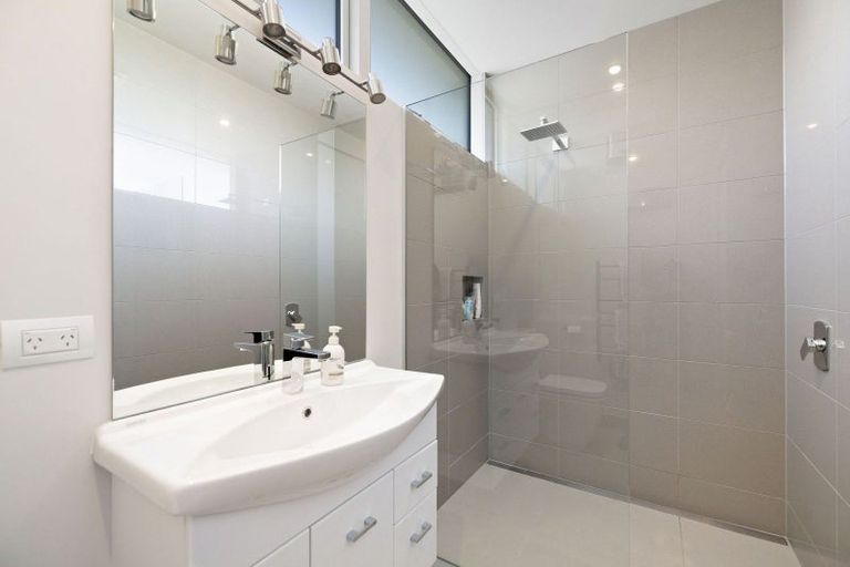 Photo of property in 9 Stewart Street, Frankton, Queenstown, 9300