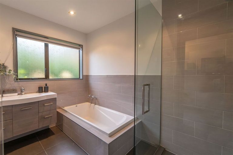 Photo of property in 15 Nepal Place, Burnside, Christchurch, 8053