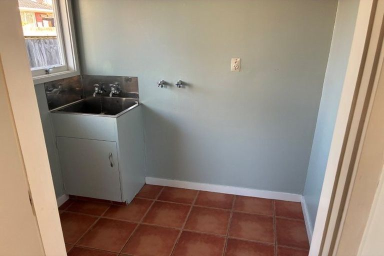 Photo of property in 2/7 Camberwell Place, Avonhead, Christchurch, 8042