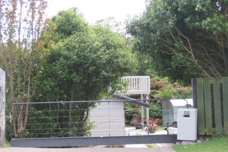 Photo of property in 26 Titoki Avenue, Waipahihi, Taupo, 3330