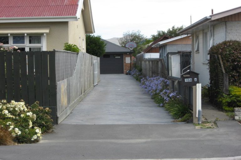 Photo of property in 104 Edward Avenue, Edgeware, Christchurch, 8013