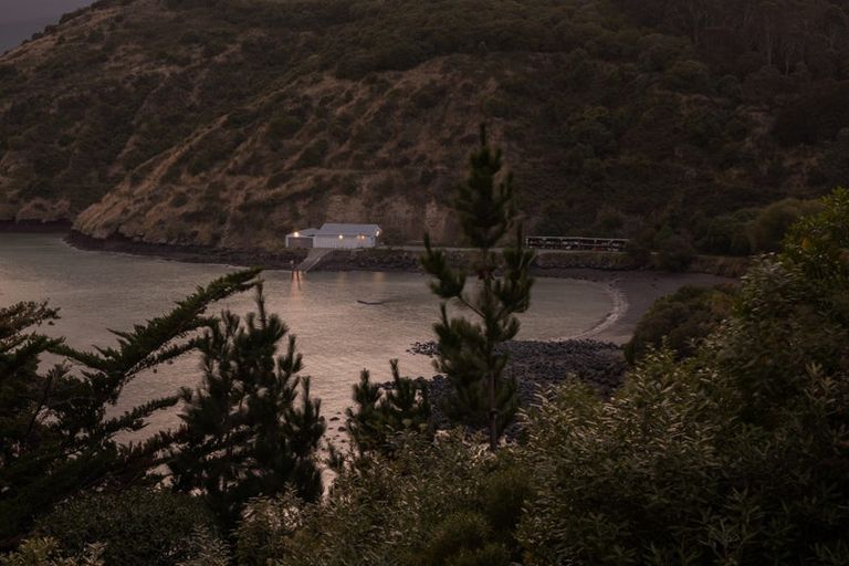 Photo of property in 8 Cass Bay Place, Cass Bay, Lyttelton, 8082