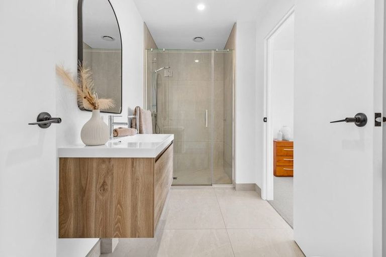 Photo of property in 26c Brennan Avenue, Te Atatu Peninsula, Auckland, 0610