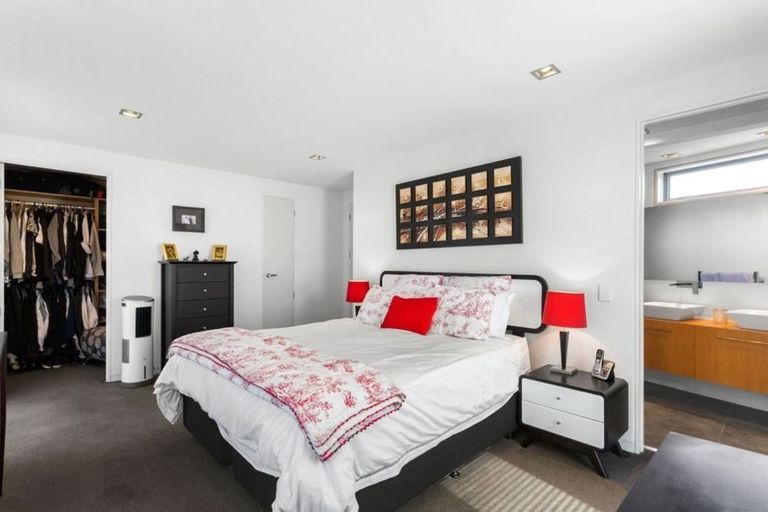 Photo of property in 35a Fendalton Road, Fendalton, Christchurch, 8014