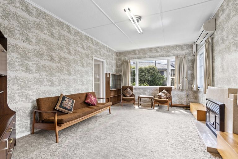 Photo of property in 11 Gordon Street, Lansdowne, Masterton, 5810