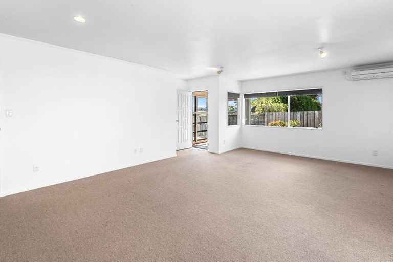 Photo of property in 8b Lockesley Place, Onerahi, Whangarei, 0110