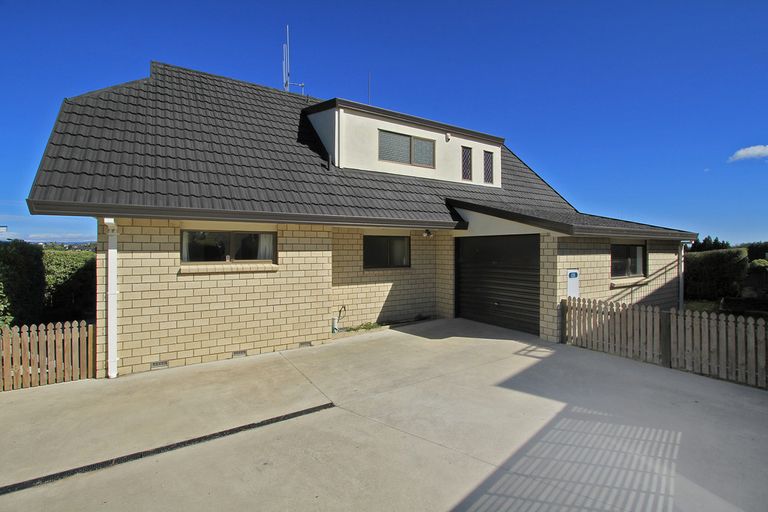 Photo of property in 34 Waikite Road, Welcome Bay, Tauranga, 3112